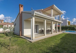 Modern Villa Anita with Pool near Porec