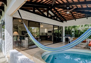 Modern Villa w/ private and shared pools, central AC, & private beach access