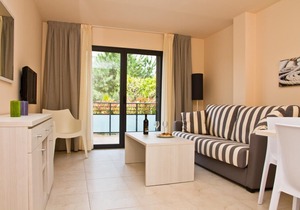 Mojacar Playa 4p 6 - Three Bedroom Apartment, Sleeps 6
