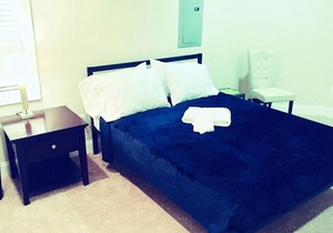 Monroe Room #2