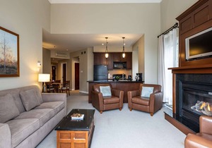 Mont-Tremblant - Château Beauvallon - Three Bedroom Suite-Free resort shuttle!
