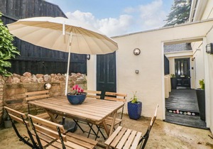 Monterey Mews