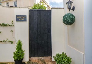 Monterey Mews