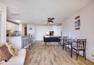 Monthly- Discovery Bay 2203 Ocean/Sunset/Marina/City Views - Q Bed/Twin Sofabed