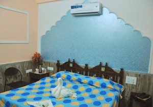 Moonlight Homestay & Hostel