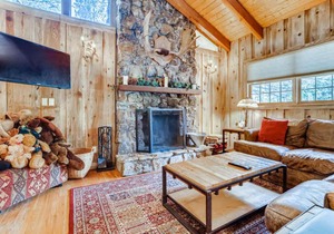 Moose Hut Cabin Dog Friendly Shared Hot Tub