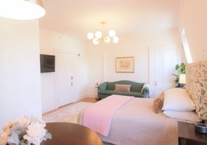 Morrill Mansion Inn | 4 | Self Check In | Parking