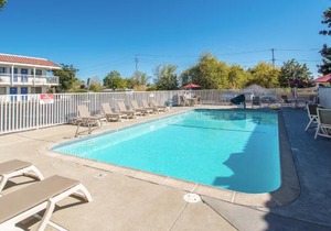 Motel 6-Redding, CA - South