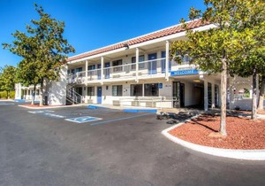 Motel 6-Redding, CA - South