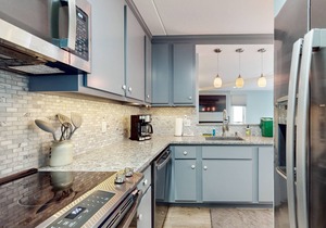 Mountain Condo with Three Pools, Hot Tub, Tennis, Game Room & Gym