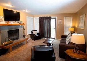 Mountain Lodge at Okemo-1Br Newly Renovated condo