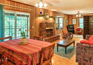 Mountain Rest Cottage with Gas Fireplace!