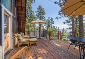 Mountaineer by AvantStay Classic A Frame w/ a Great View & Access To Lake Tahoe Park Association