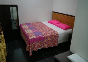 Mri Homestay Sg Buloh - 3 Br House (Ground Floor) with Centralised Private Pool