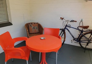 Mt.Lawley Superb 2 BR location Comfort, style 4