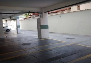 Near Praia do Forte wi-fi and garage! Quiet neighborhood! Less than 100 m from the beach!