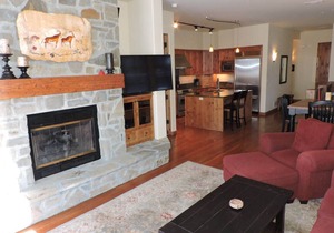 Near River Run, heated parking, walk to Ketchum. Living space on one level.