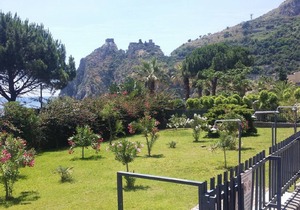 Near Taormina between sea, history and culture.
