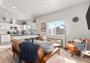 New 2 Bed 2 Bath Near Perry District and DT!