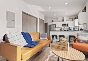 New 2 Bed 2 Bath Near Perry District and DT!