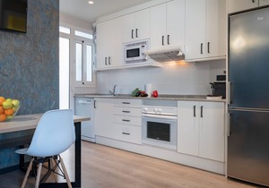 New 2 Bedroom near Sagrada Familia