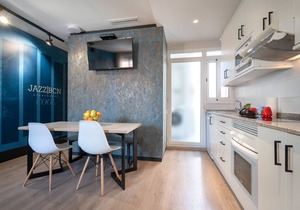 New 2 Bedroom near Sagrada Familia