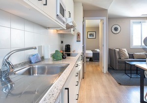 New 2 Bedroom near Sagrada Familia
