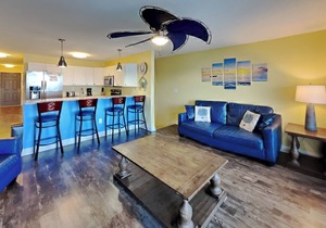 New 4 Bedroom 2 Bath Waterfront Condo - Sleeps up to 10 Max - CON 111