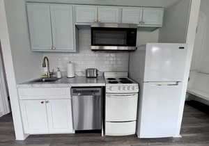 *NEW Chalets by the Lake - #1 - Conneaut Lake, PA