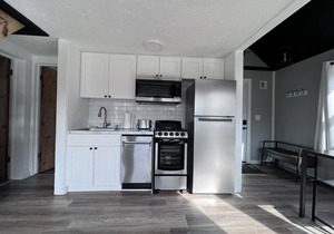 *NEW Chalets by the Lake - #5 - Conneaut Lake, PA