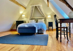 New low prices for 2 or 4!. Rent this cosy cottage outside Tremolat, Dordogne