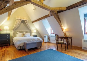 New low prices for 2 or 4!. Rent this cosy cottage outside Tremolat, Dordogne