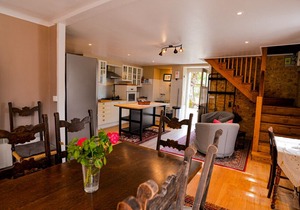 New low prices for 2 or 4!. Rent this cosy cottage outside Tremolat, Dordogne