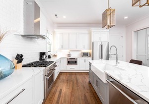 New Oakhurst Cottage # 1 Charlotte