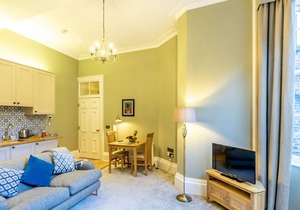**New to let** 2 Rowntree House