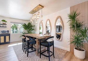 NEWLY REMODELED AND FURNISHED! Keim Villa 8 rooms, 15 beds Old Town Scottsdale