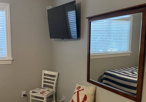 Newly Renovated Condo steps from Lake Maxinkuckee in Downtown Culver
