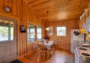Niboban Cabin 2 - Cute Niboban Cabin on Rangeley Lake!