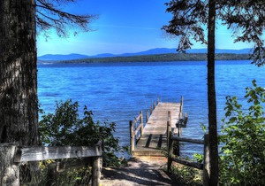Niboban Cabin 3 - Enjoy the experience of renting a Niboban Cabin on Rangeley Lake!