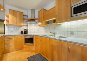 Nice apartment for 4 people with WIFI, TV, pets allowed and parking