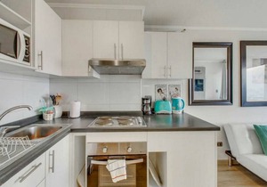 Nice and cozy, views and subway at the door. Ideal for families