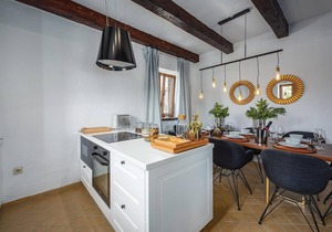 Nice home in Cabrunici with WiFi
