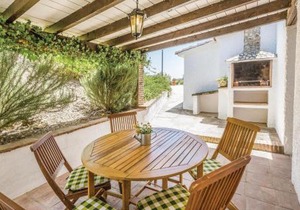 Nice Home In El Borge With Wifi