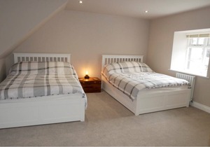 No.4 Tomlinson's Apartment