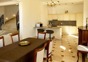 Oak Leaf Residence Villa 4