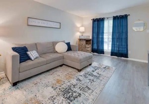 Oakleigh Square Townhome Unit #5