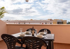 Oasis Dakota Duplex - Three Bedroom Apartment, Sleeps 7
