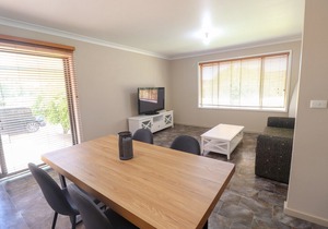 Ocean Breeze studio- Caves beach