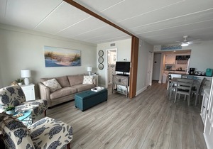OCEAN FRONT CONDO. ENJOY YOUR MORNING COFFEE SITTING ON YOUR PRIVATE BALCONY WATCHING THE SUNRISE.