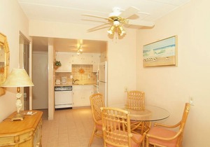 OCEAN FRONT CONDO. ENJOY YOUR MORNING COFFEE SITTING ON YOUR PRIVATE BALCONY WATCHING THE SUNRISE.